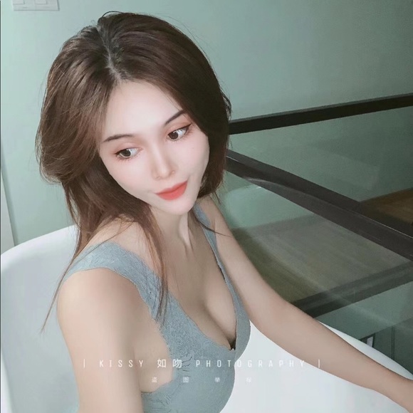 Brad/comfortable - Picture 2 of 4